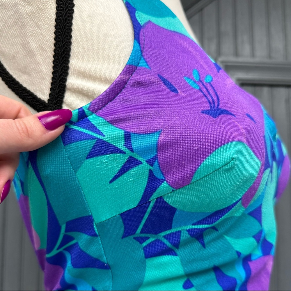 Vintage 70s Maxine of Hollywood Blue Purple Floral One-Piece Swimsuit size 14 - Picture 9 of 16